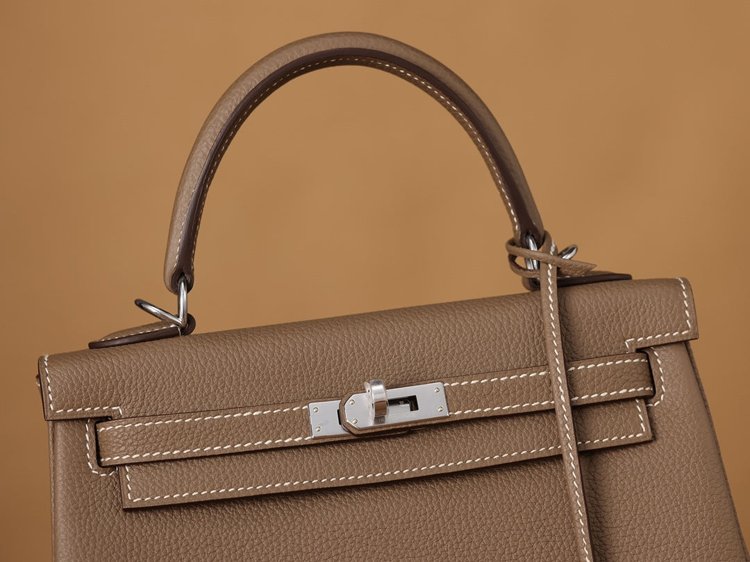 Hermès Kelly 25 Handbag togo leather
