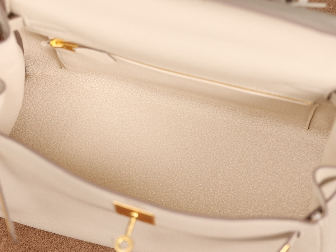 Hermès Kelly 28 Handbag togo leather