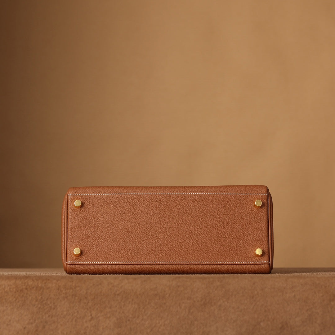 Hermès Kelly 28 Handbag togo leather