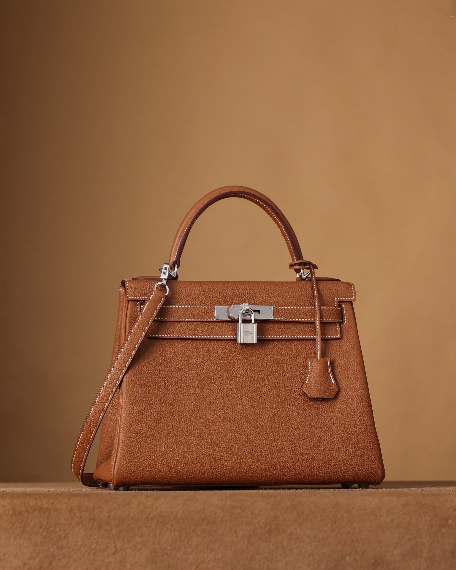 Hermès Kelly 28 Handbag togo leather