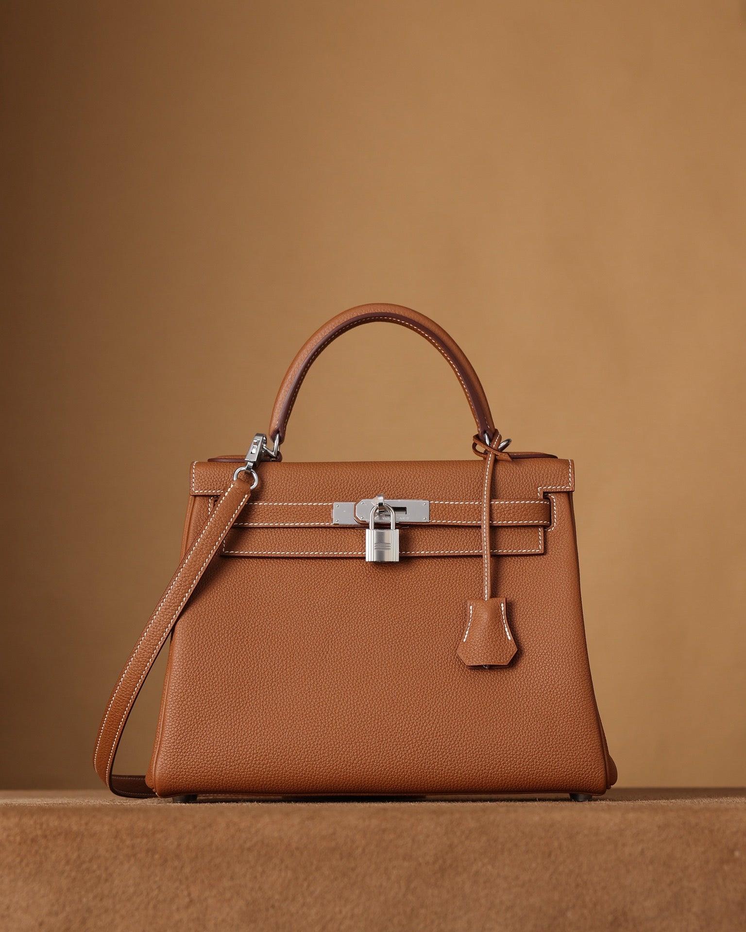 Hermès Kelly 28 Handbag togo leather