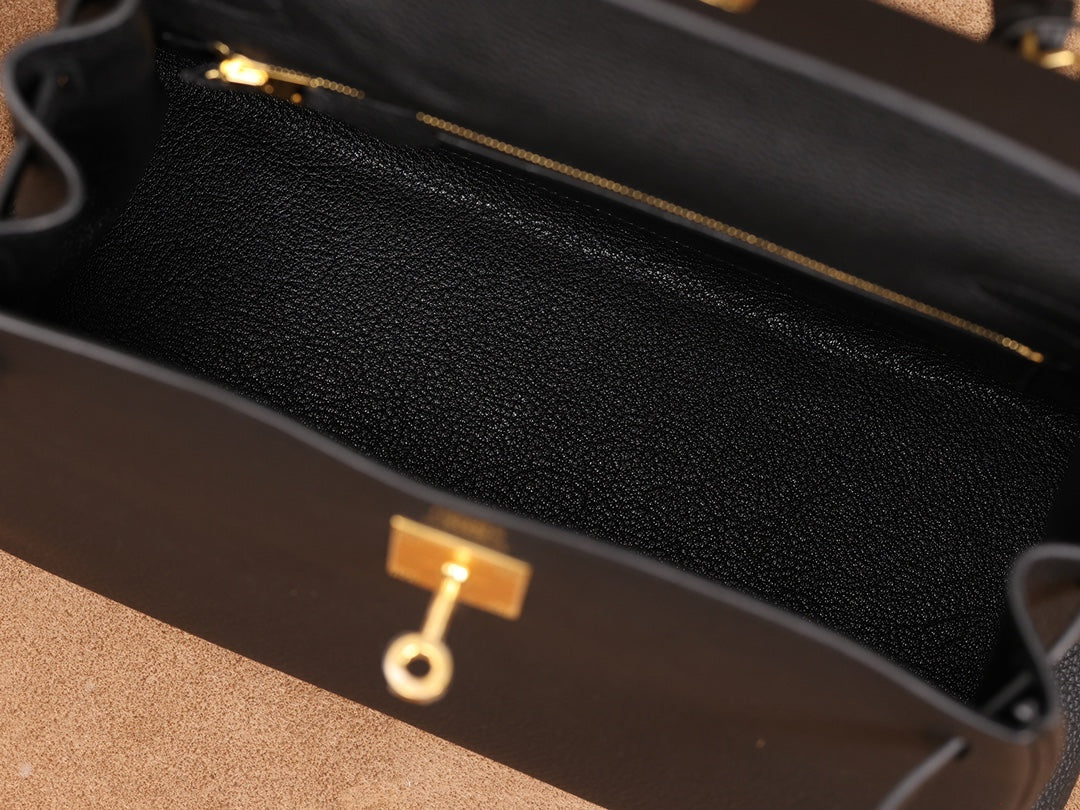 Hermès Kelly 28 Handbag togo leather
