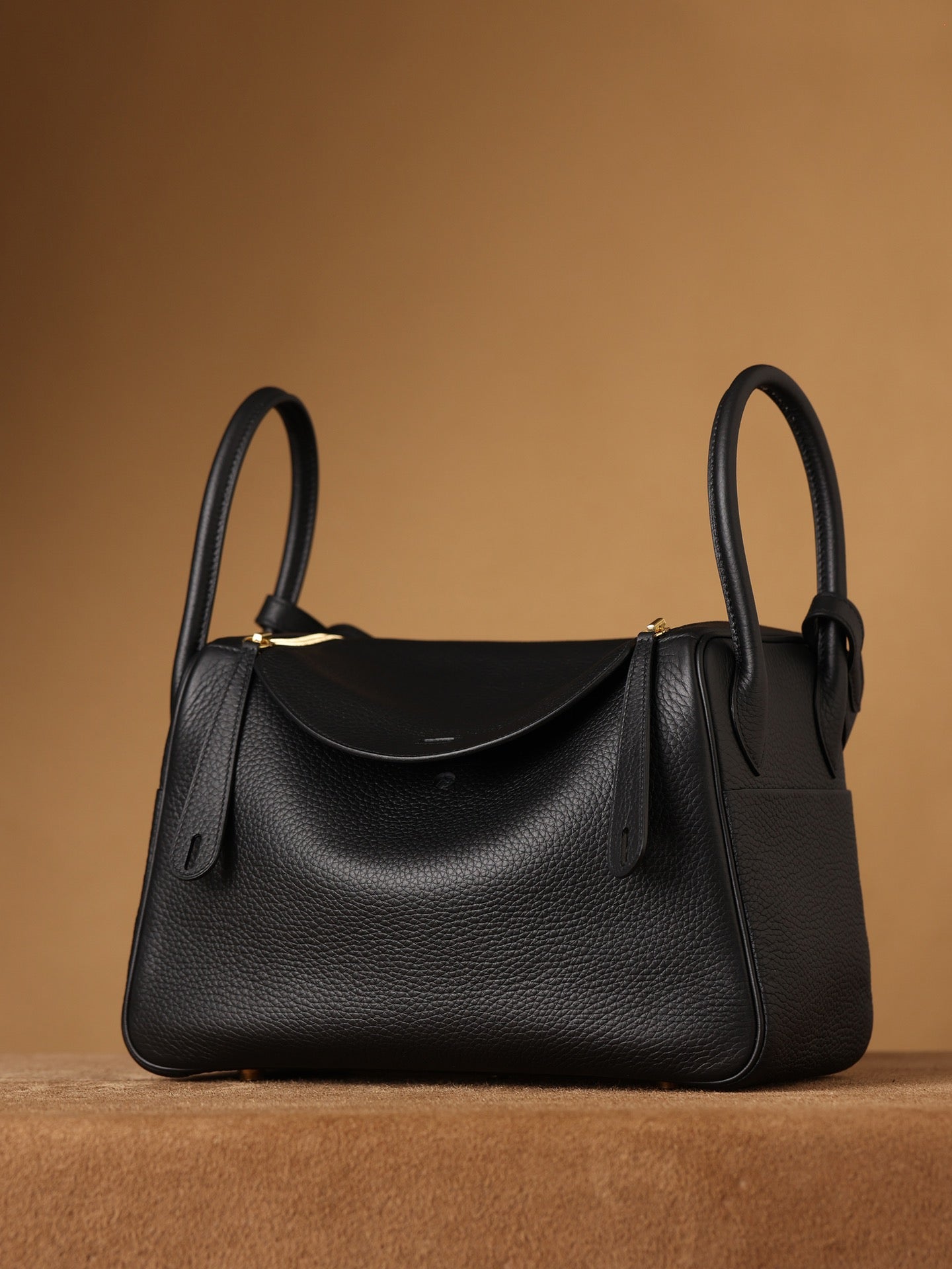 Hermès Lindy 30 Shoulder bag