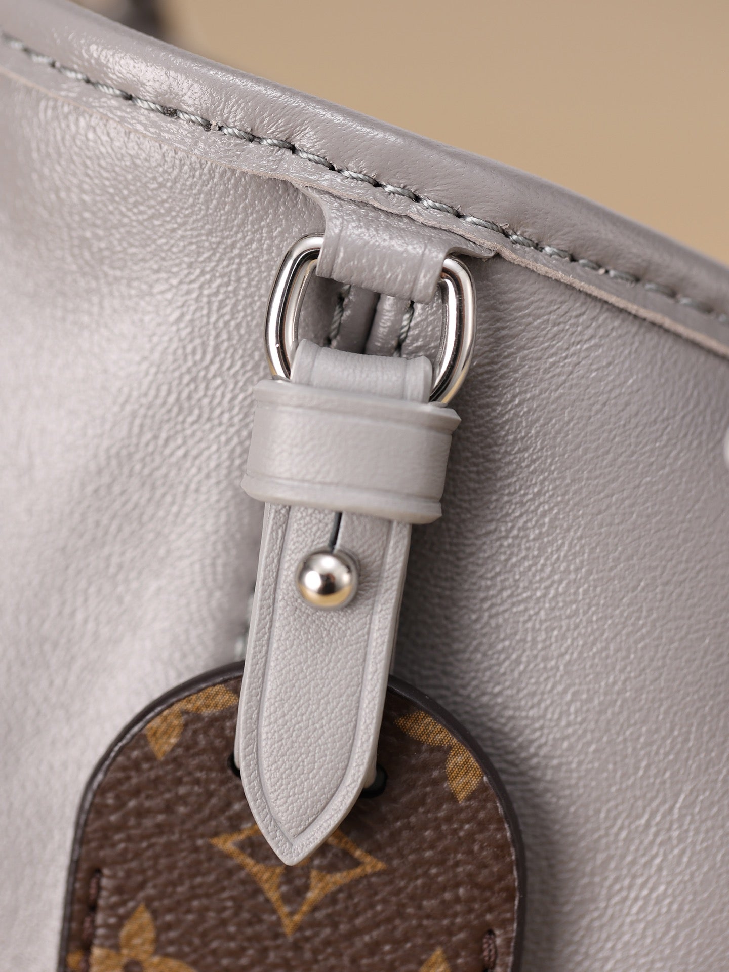 LV Carryall Cargo Handbag（Small Size）