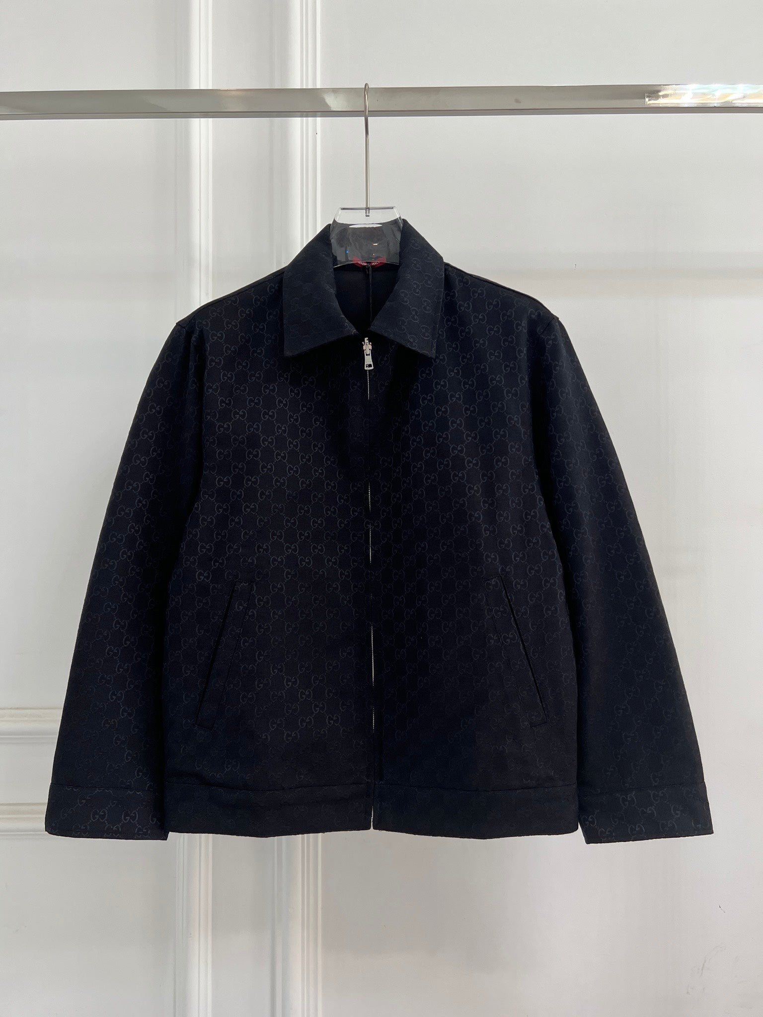 Gucci Coats & Jackets NO.4