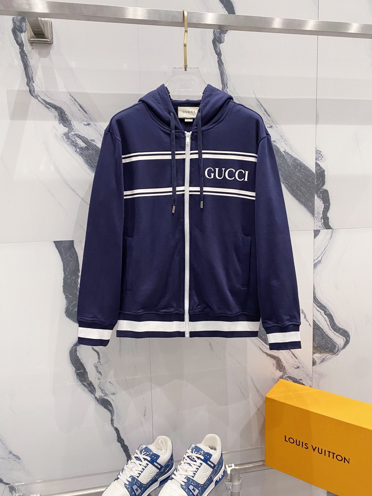 Gucci Coats & Jackets NO.4