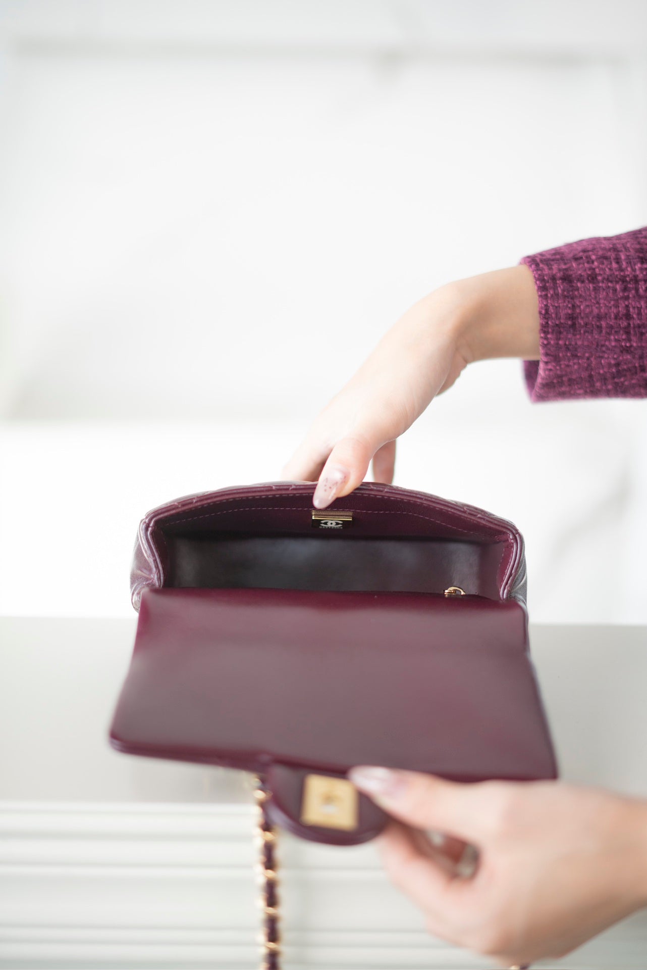 Chanel 24B Handbag（Small size）