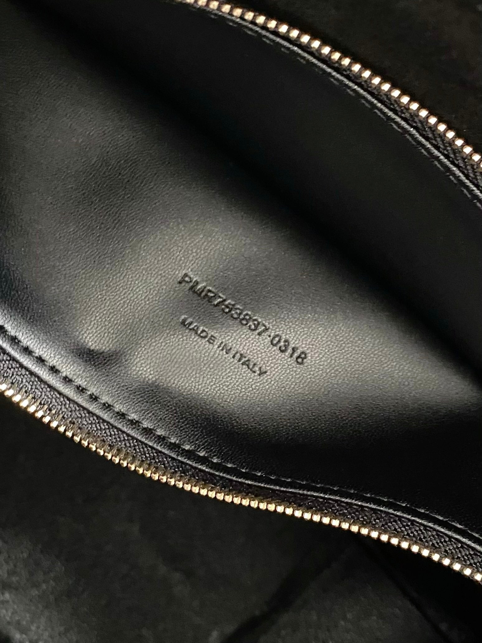 YSL LE5A7 Hobo Shoulder bag