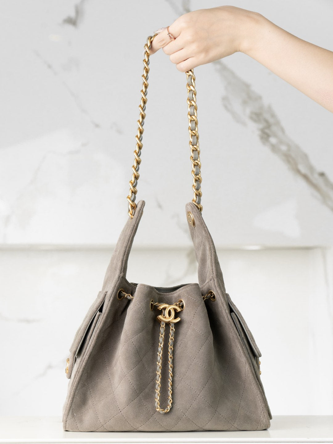 Chanel 25A Drawstring bucket bag