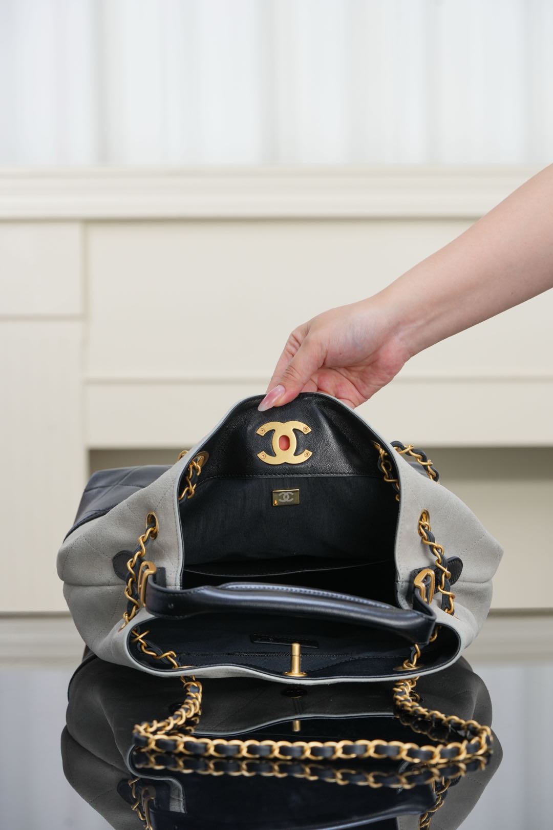 Chanel 25A bucket bag