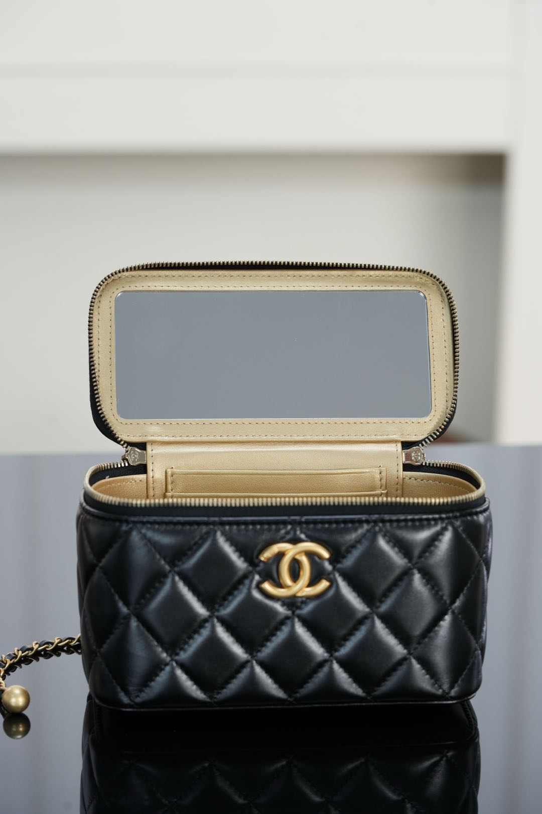 Chanel 25S Box bag