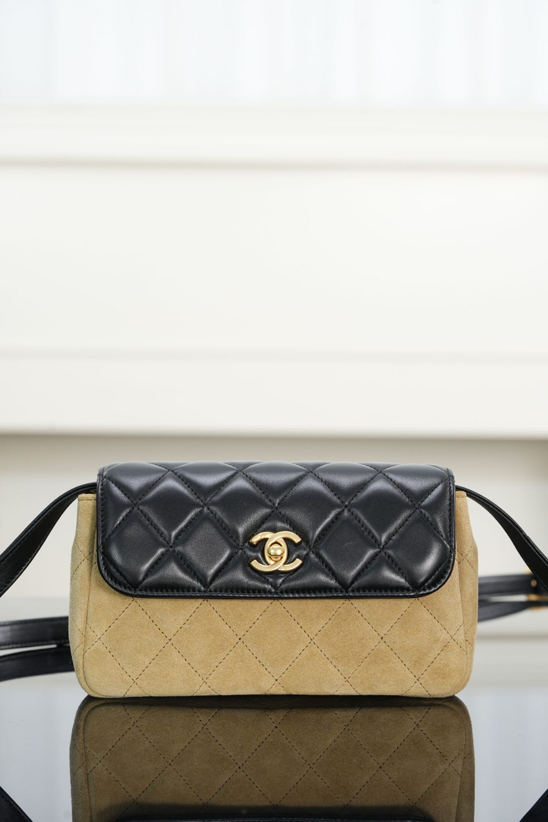 Chanel 25A Shoulder bag