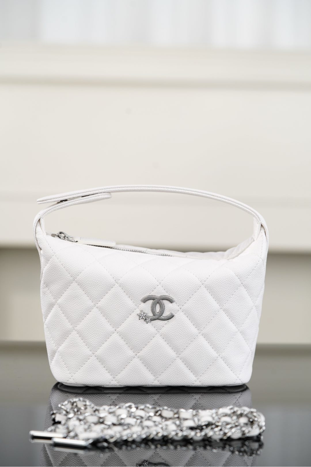 Chanel 25B Lunch box bag