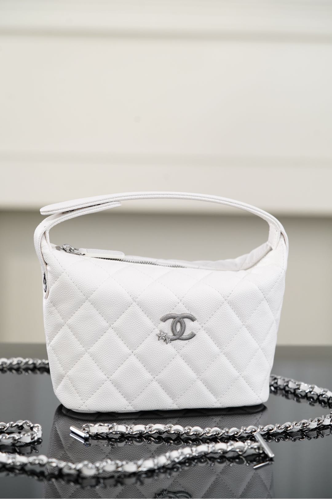 Chanel 25B Lunch box bag