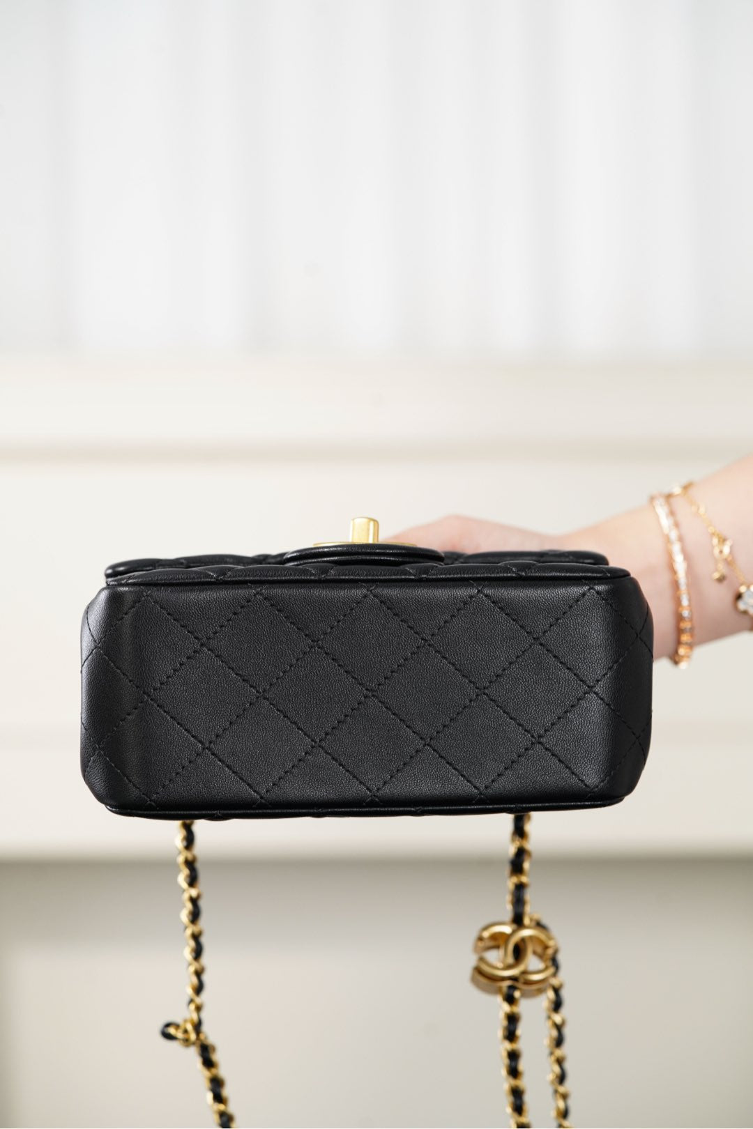Chanel 25B Crossbody shoulder bag（Small Size）