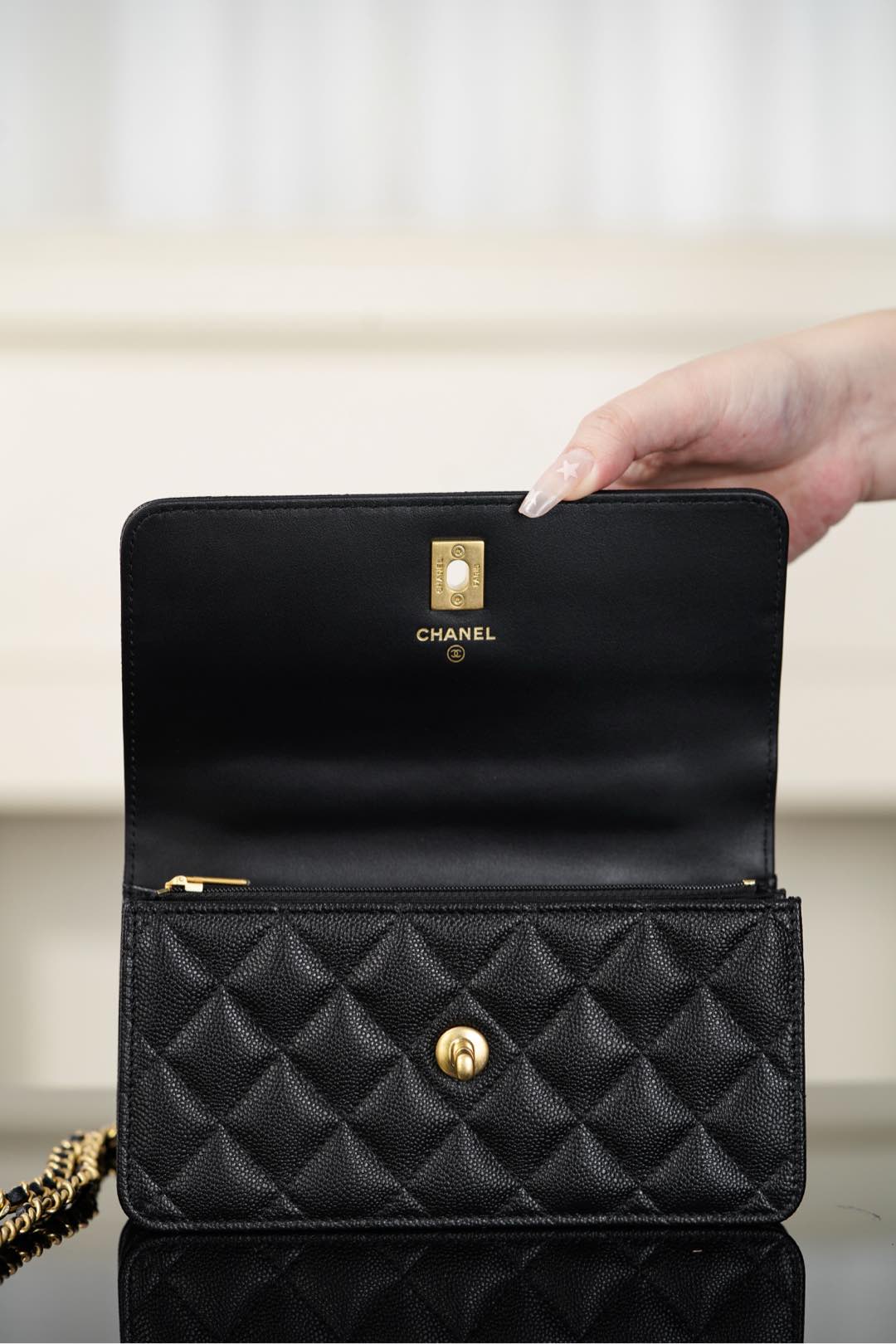 Chanel 25B Handbag