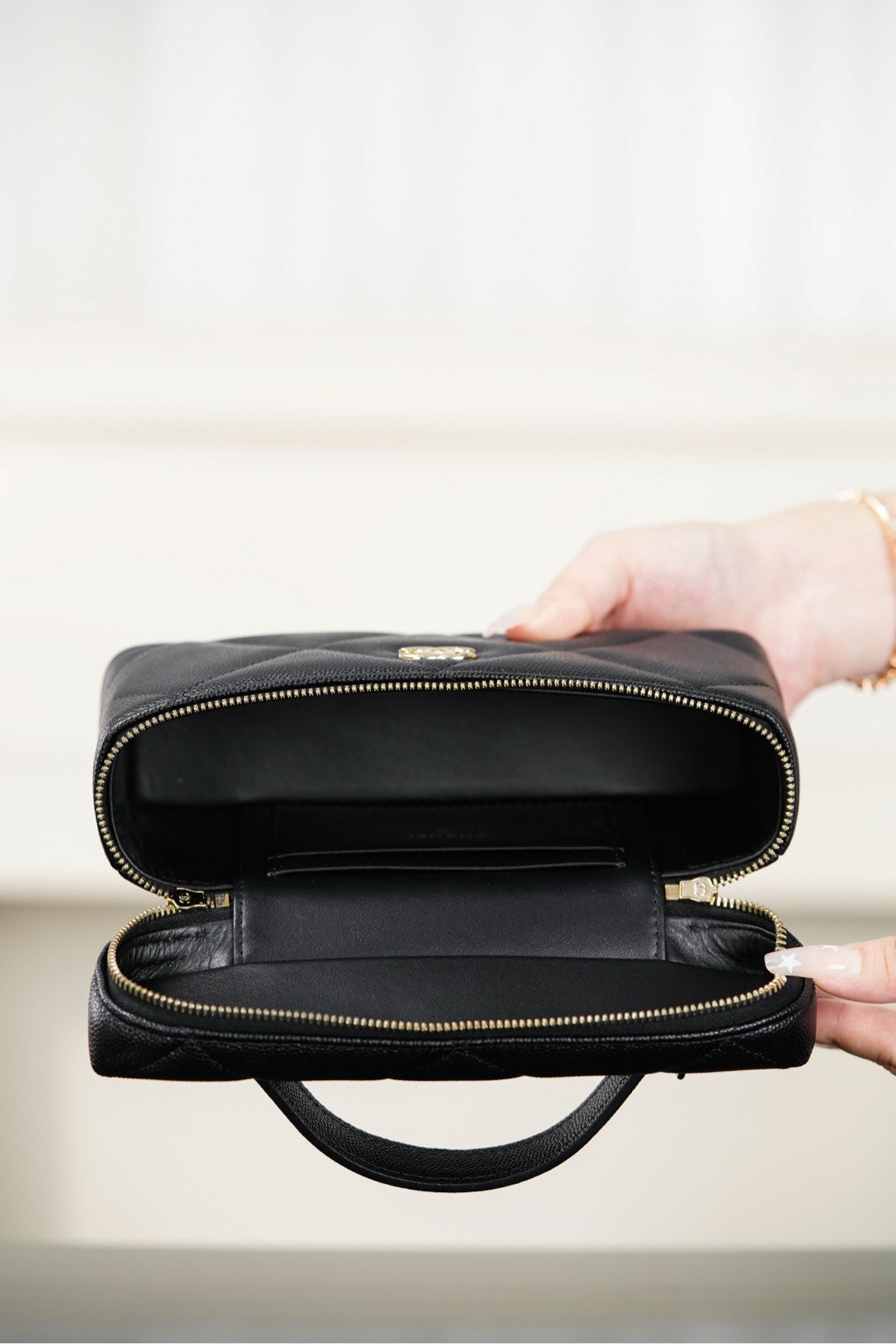 Chanel 25K Box bag