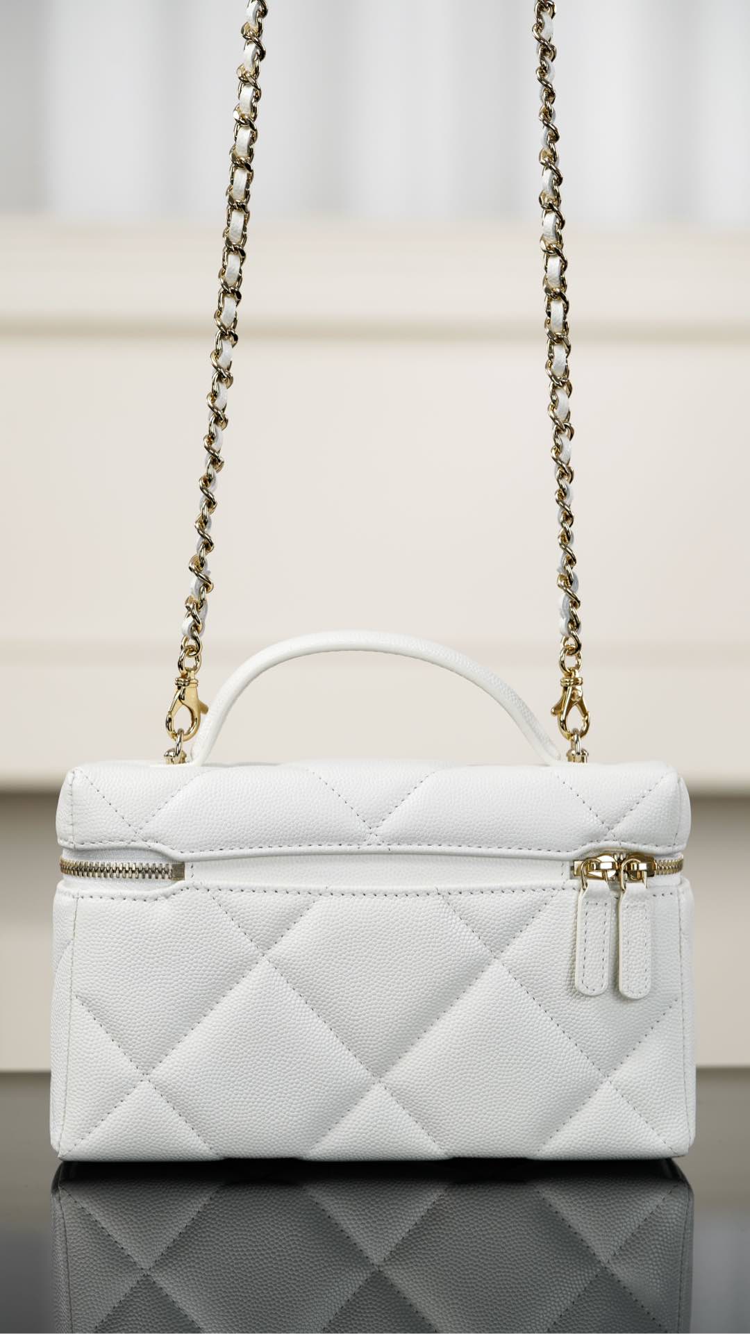 Chanel 25K Box bag