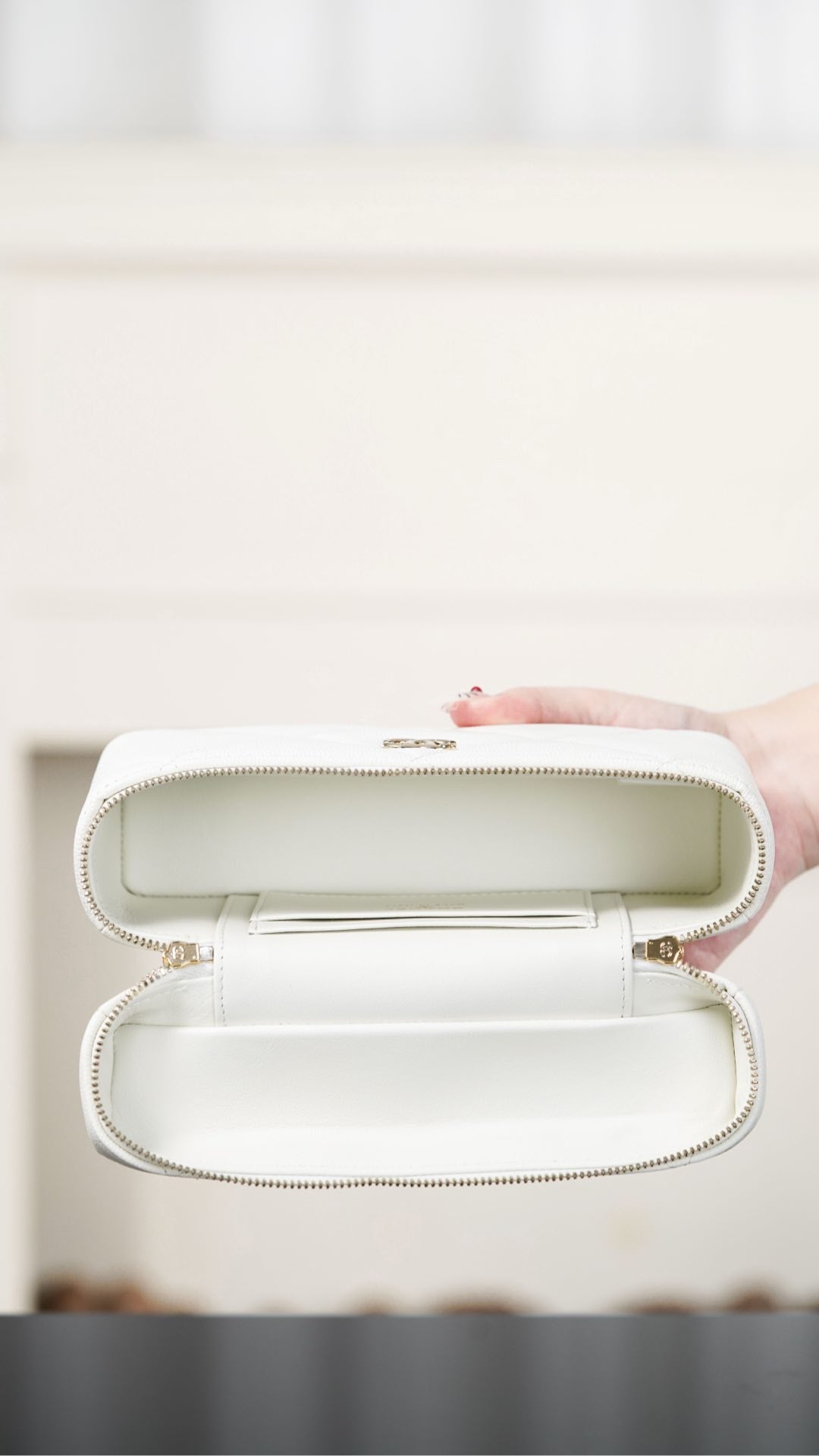 Chanel 25K Box bag