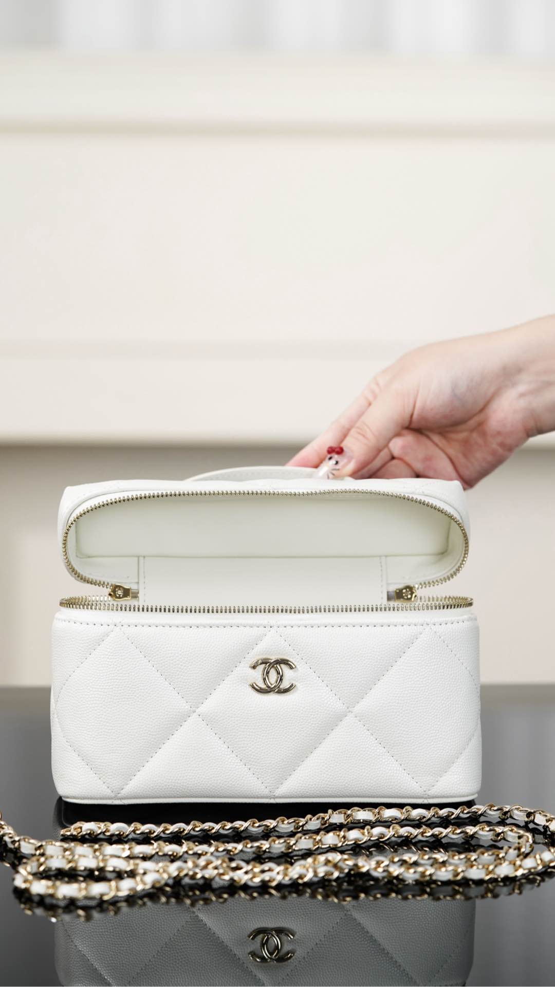 Chanel 25K Box bag