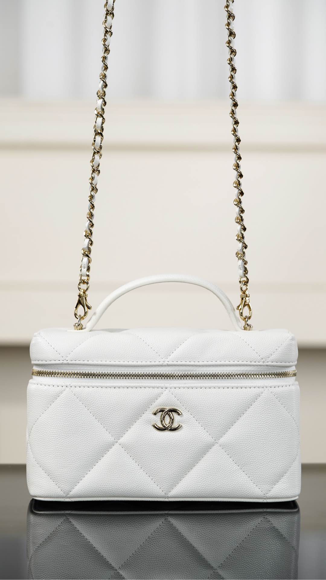 Chanel 25K Box bag