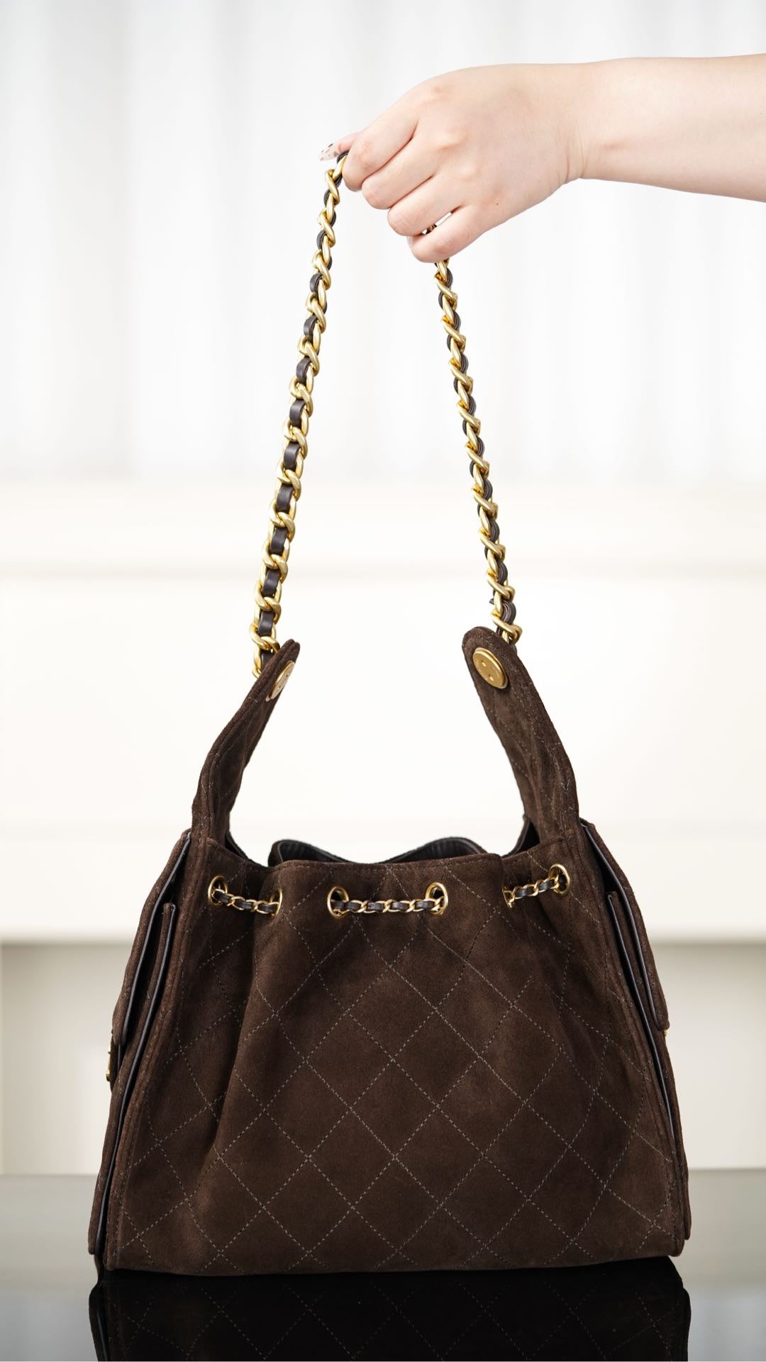 Chanel 25A Drawstring bucket bag