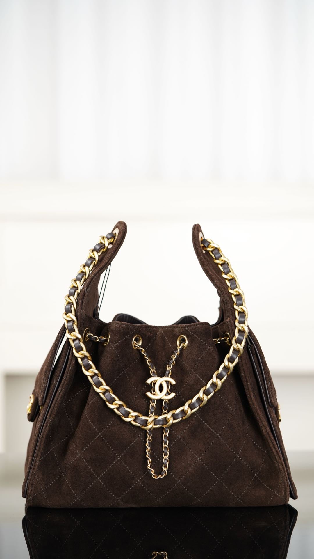 Chanel 25A Drawstring bucket bag