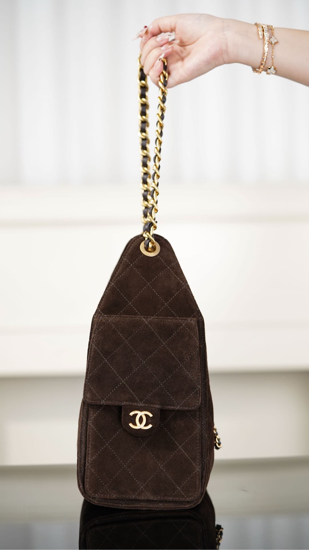 Chanel 25A Drawstring bucket bag