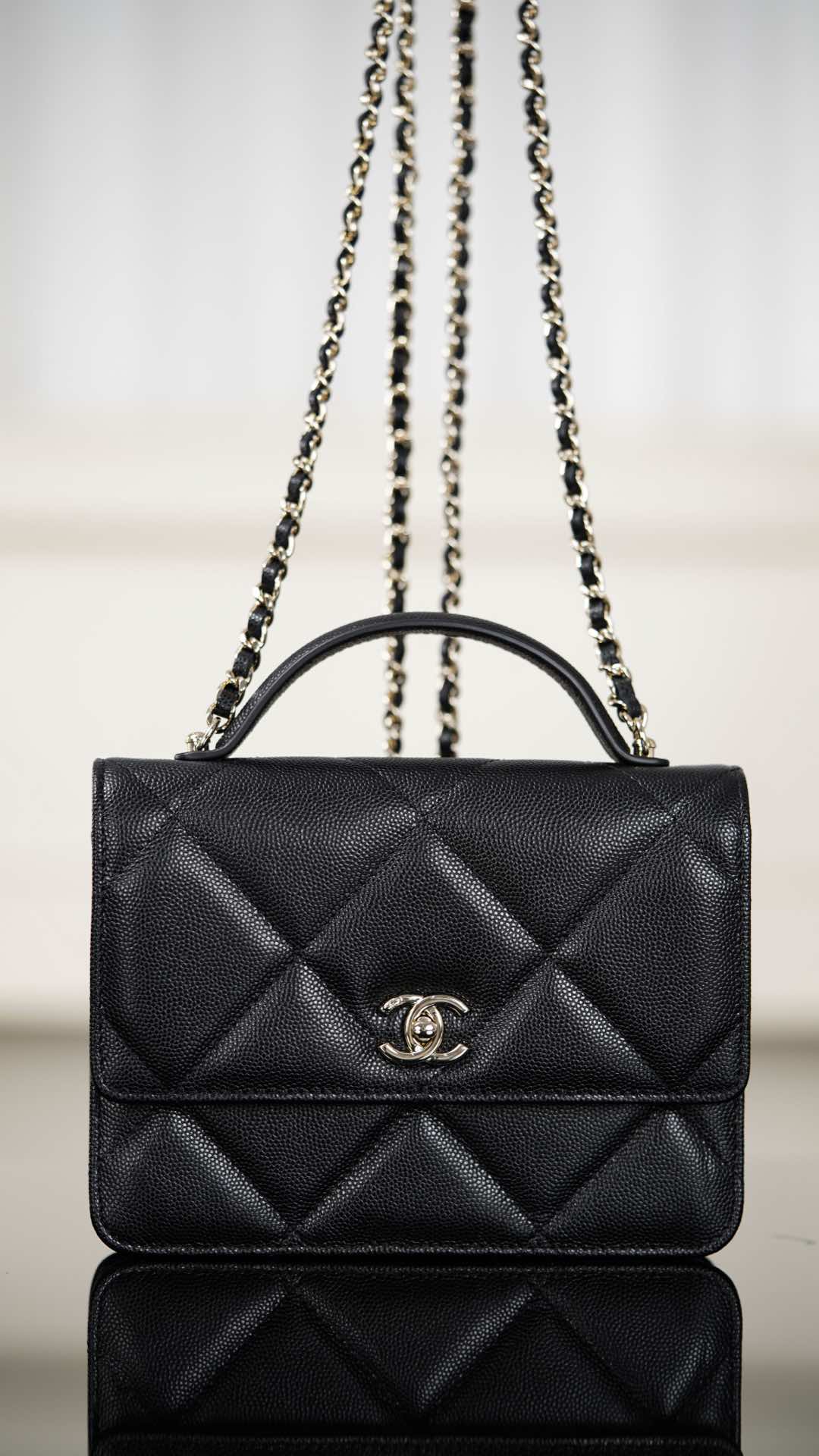 Chanel 25K Handbag