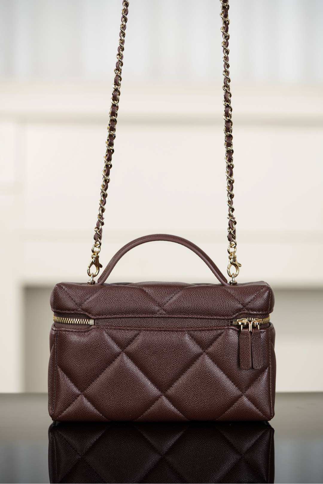 Chanel 25K Box bag