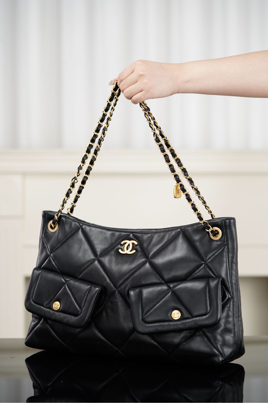 Chanel 25K Hobo Shopping bag